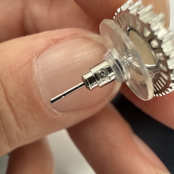 Kendra Scott Cade Stud Earrings Abalone Shell Silver Baguette Crystals Authe - Picture 5 of 8